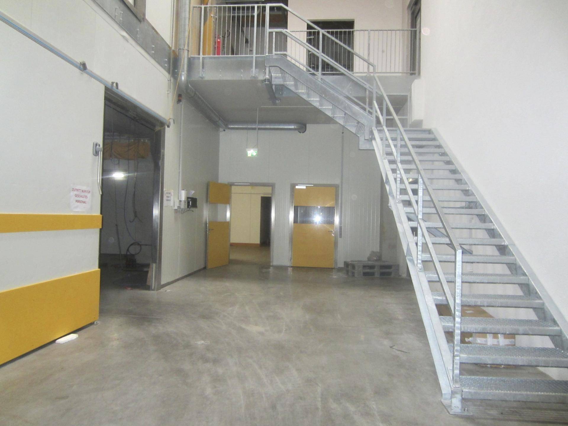 Verbindungstrakt - Halle/Produktion/Büro