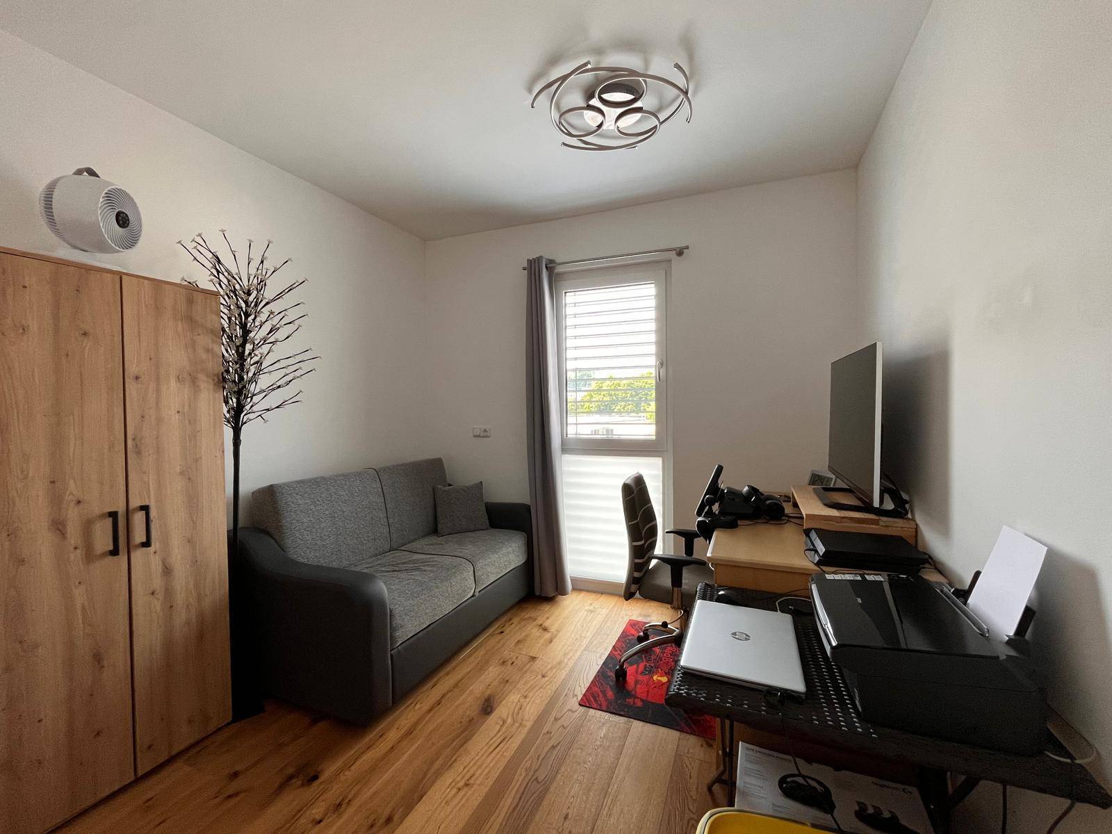 Büro/Kinderzimmer