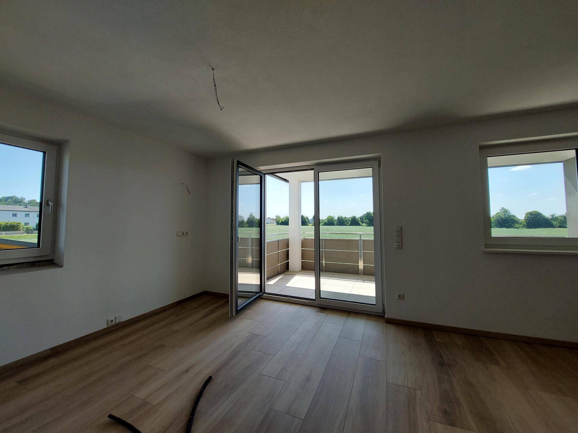 Wohnzimmer Richtung Balkon