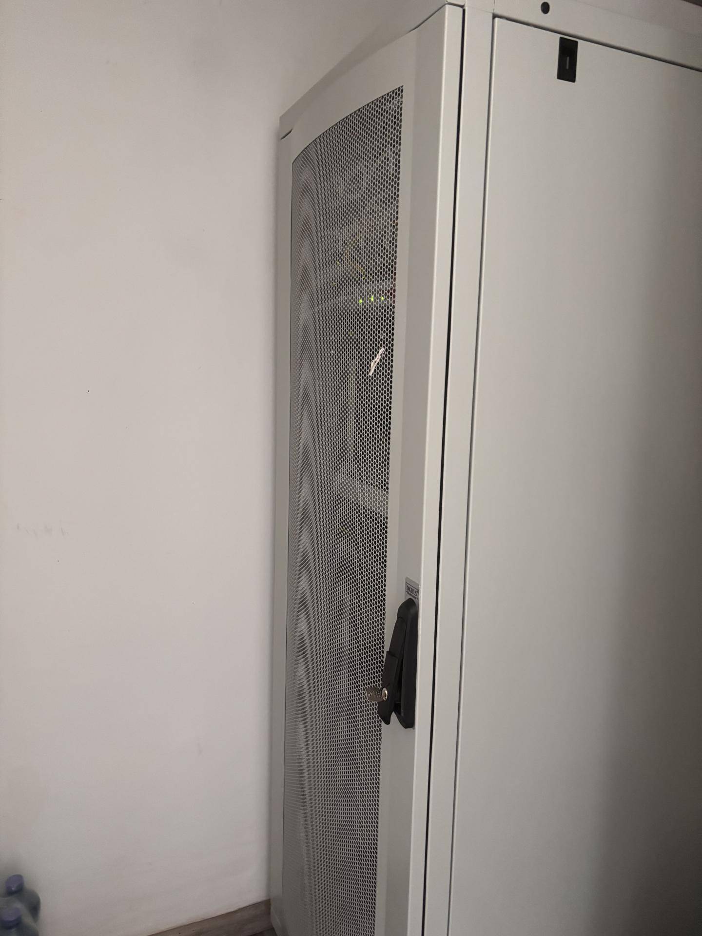 Server