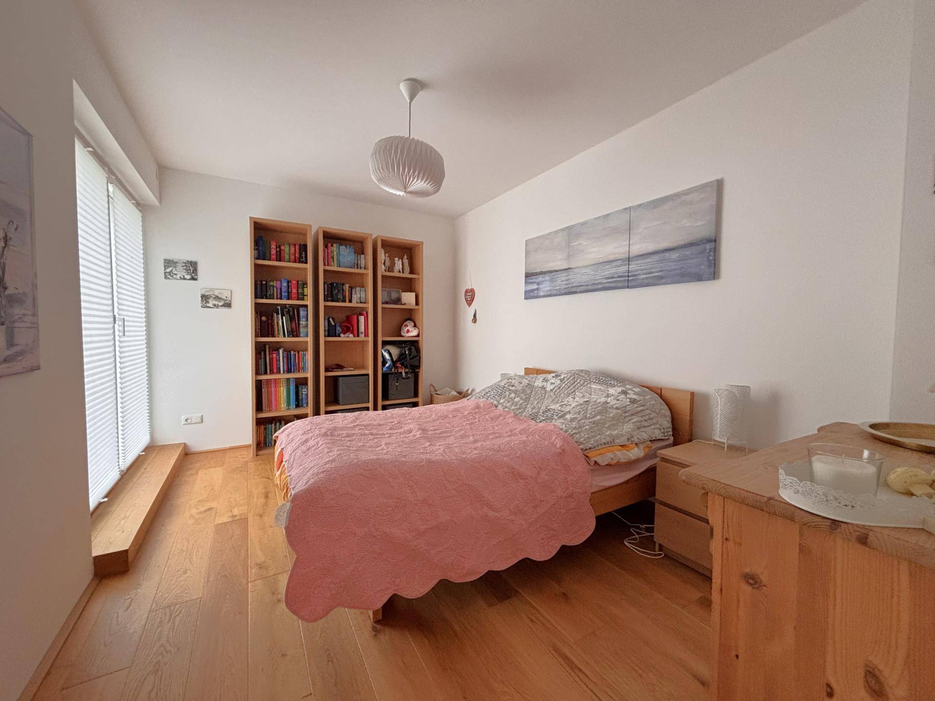 Schlafzimmer 2