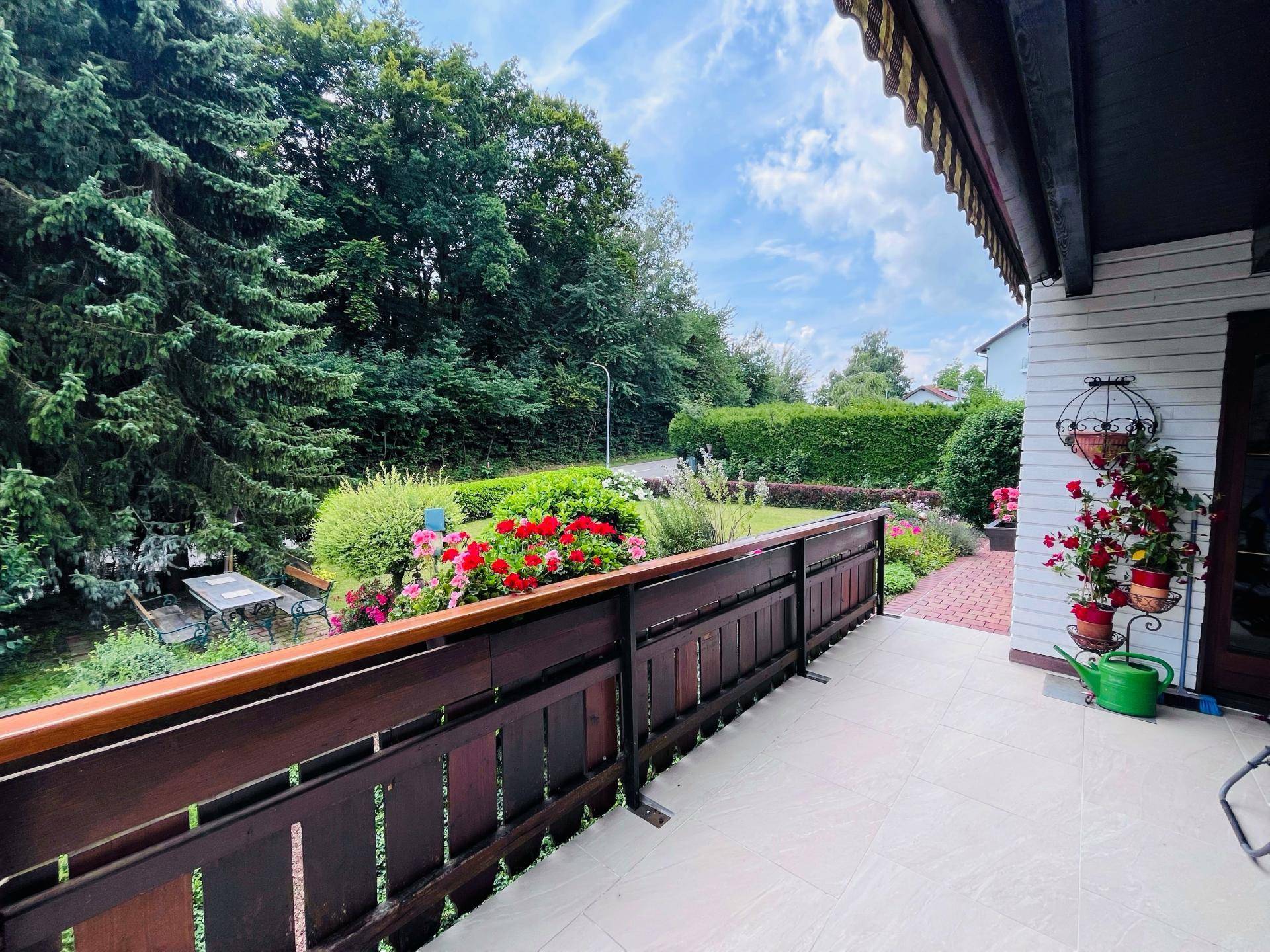 Terrasse EG