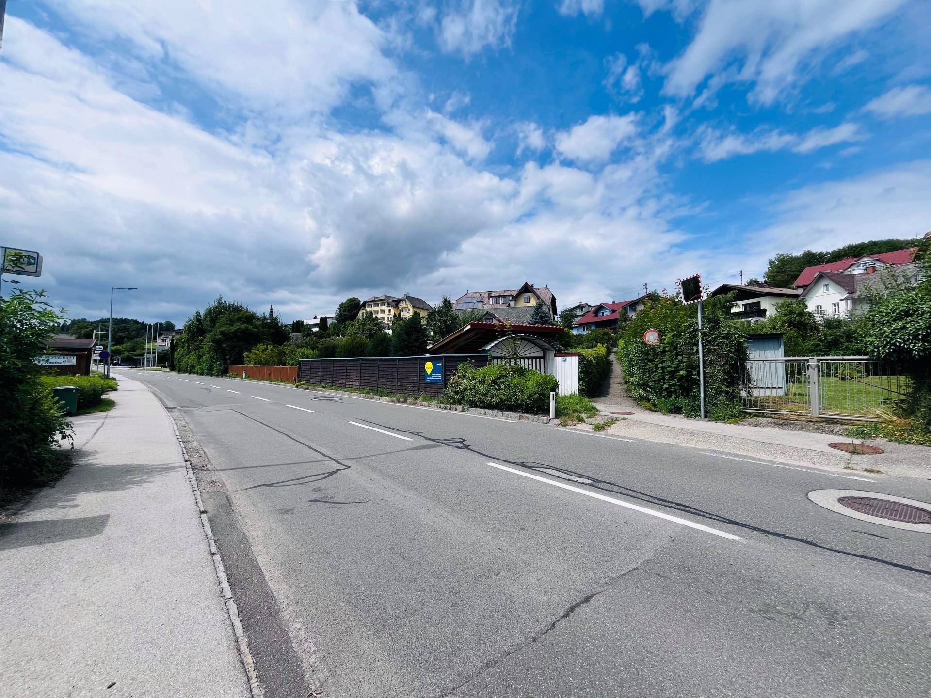 Ansicht von der Straße aus
