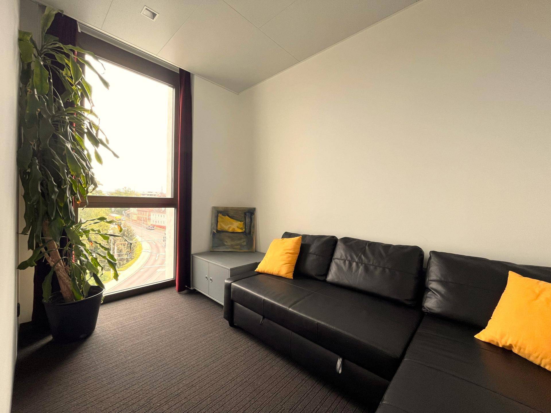 Büro rechts