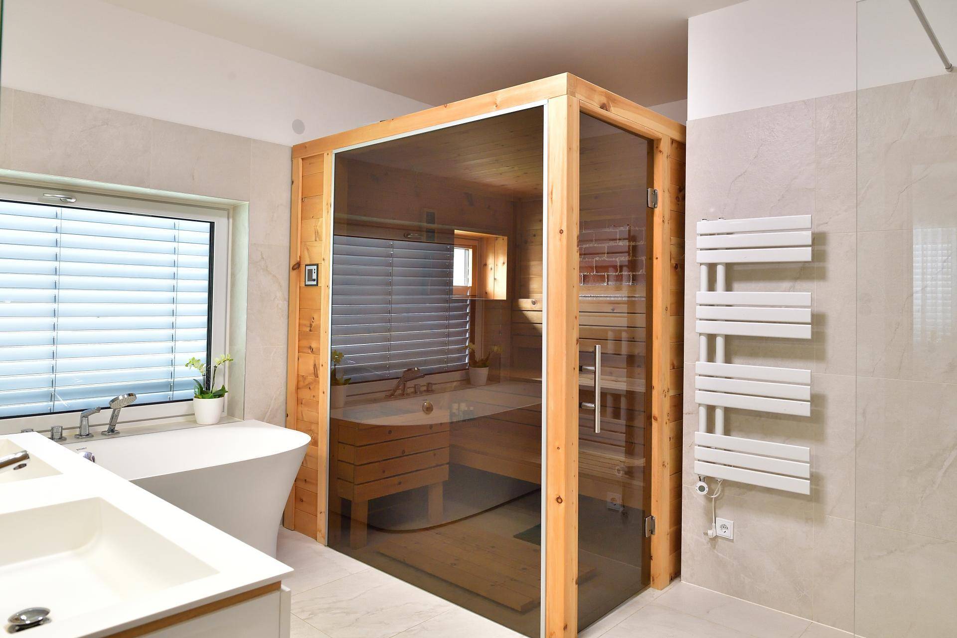 Bad mit Sauna