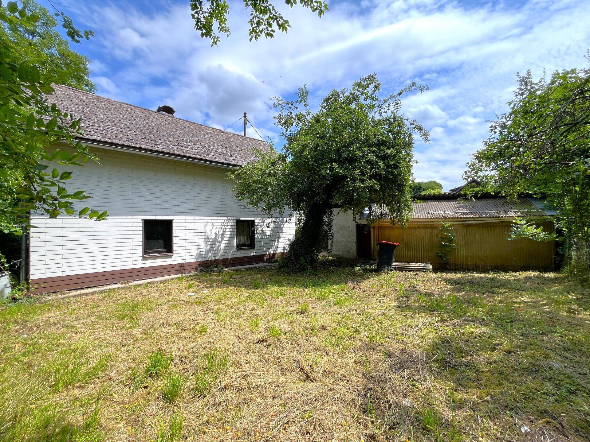 Garten mit Haus
