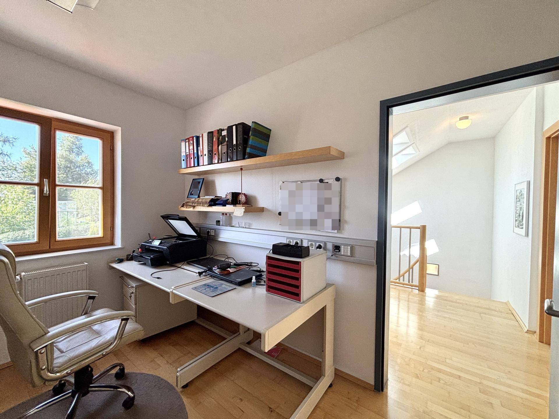 Zimmer/Büro OG