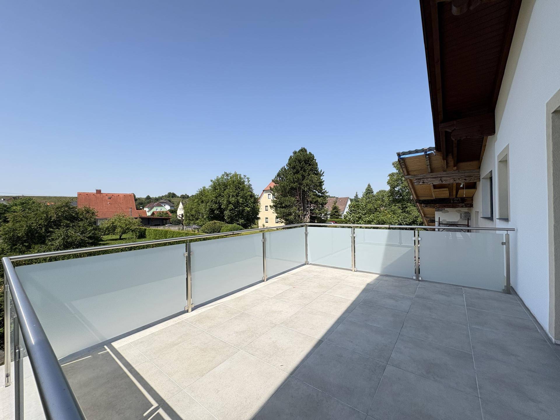 Balkon OG
