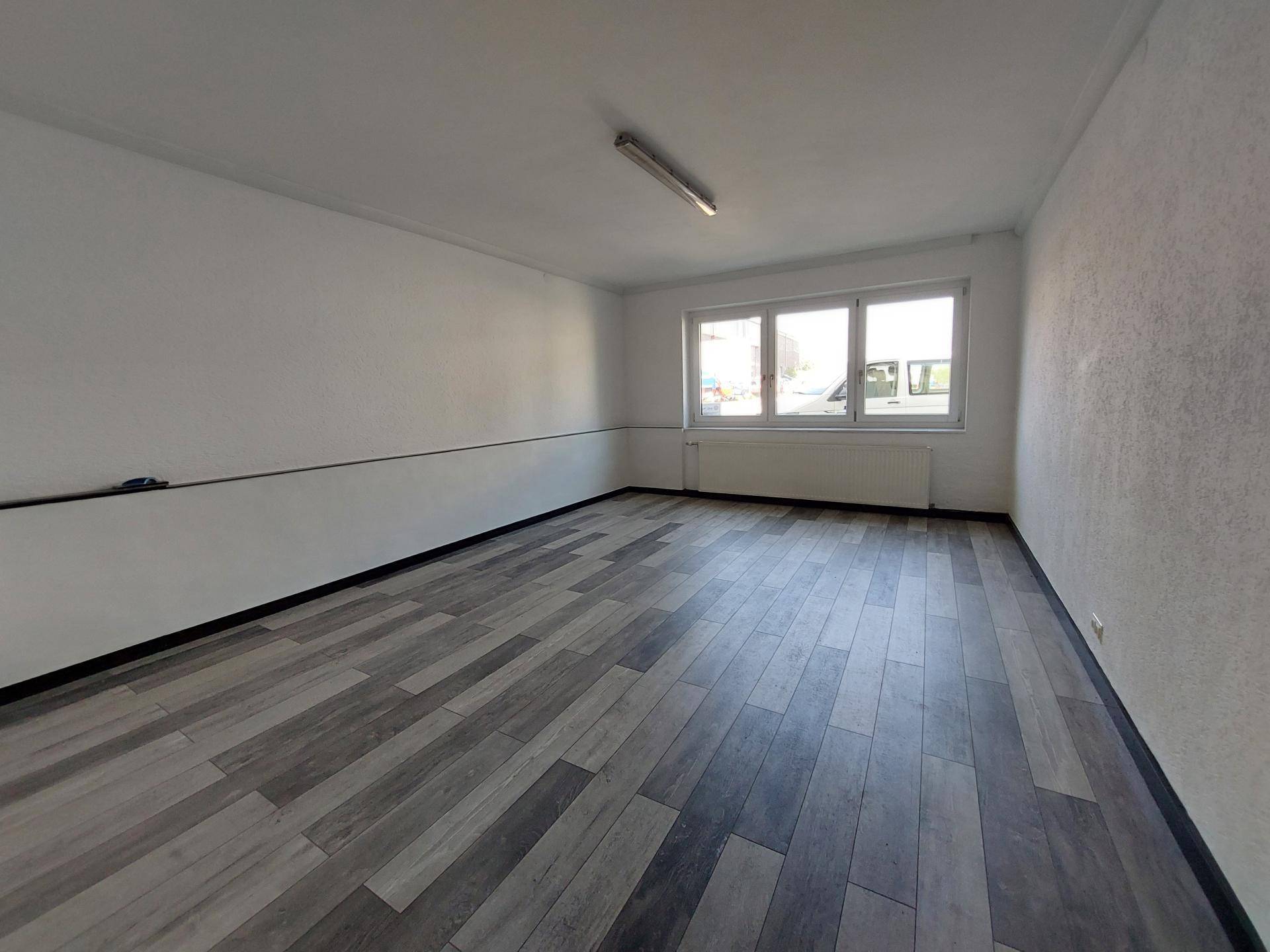 Büro 1