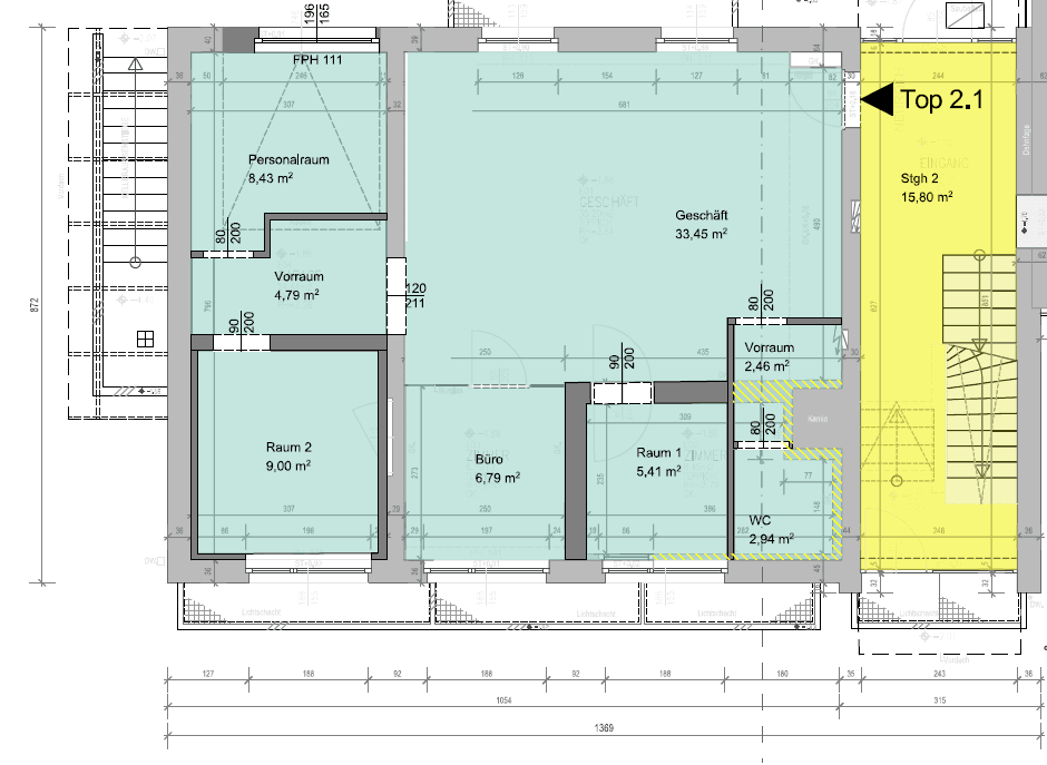 Detaillierter Grundriss mit mehreren Büroräumen, Personalraum, WC und Eingangsbereich.