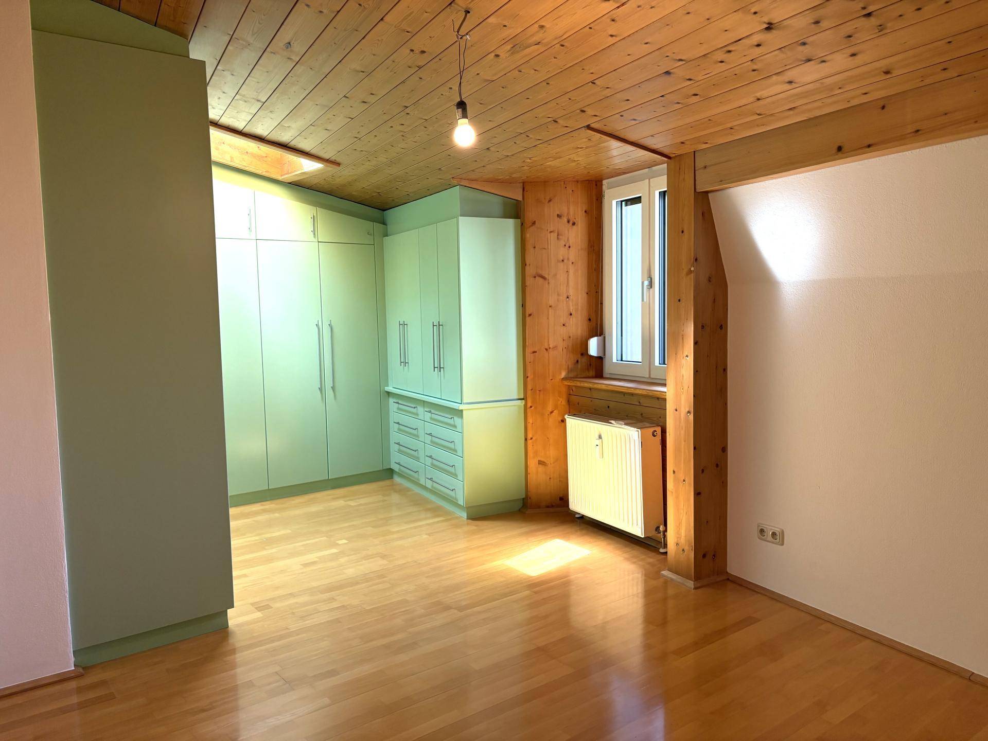 Zimmer 2 mit Schrankverbau