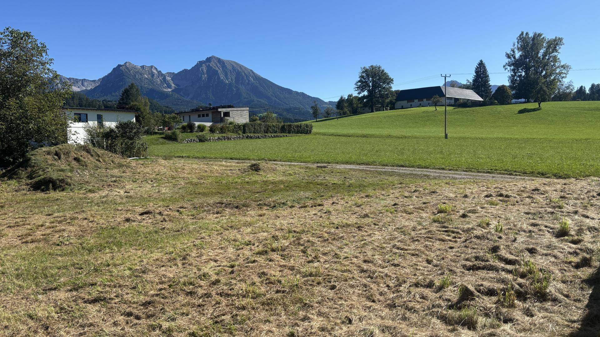 Baugrund mit Blick zum Pyhrgas