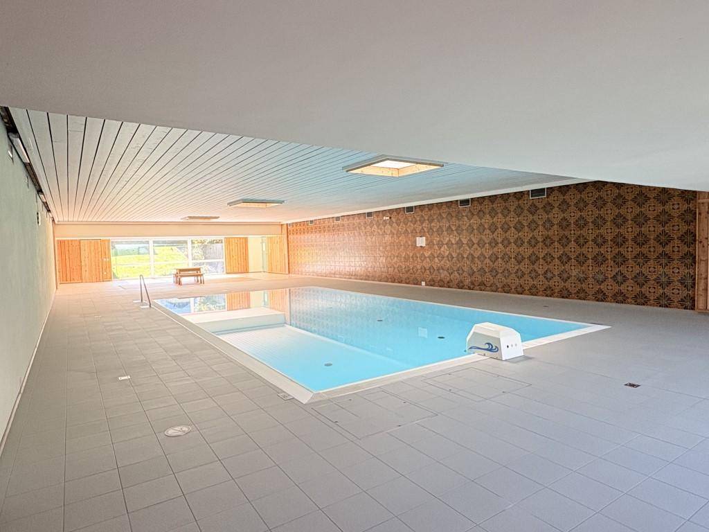 13 Hallenbad (1)