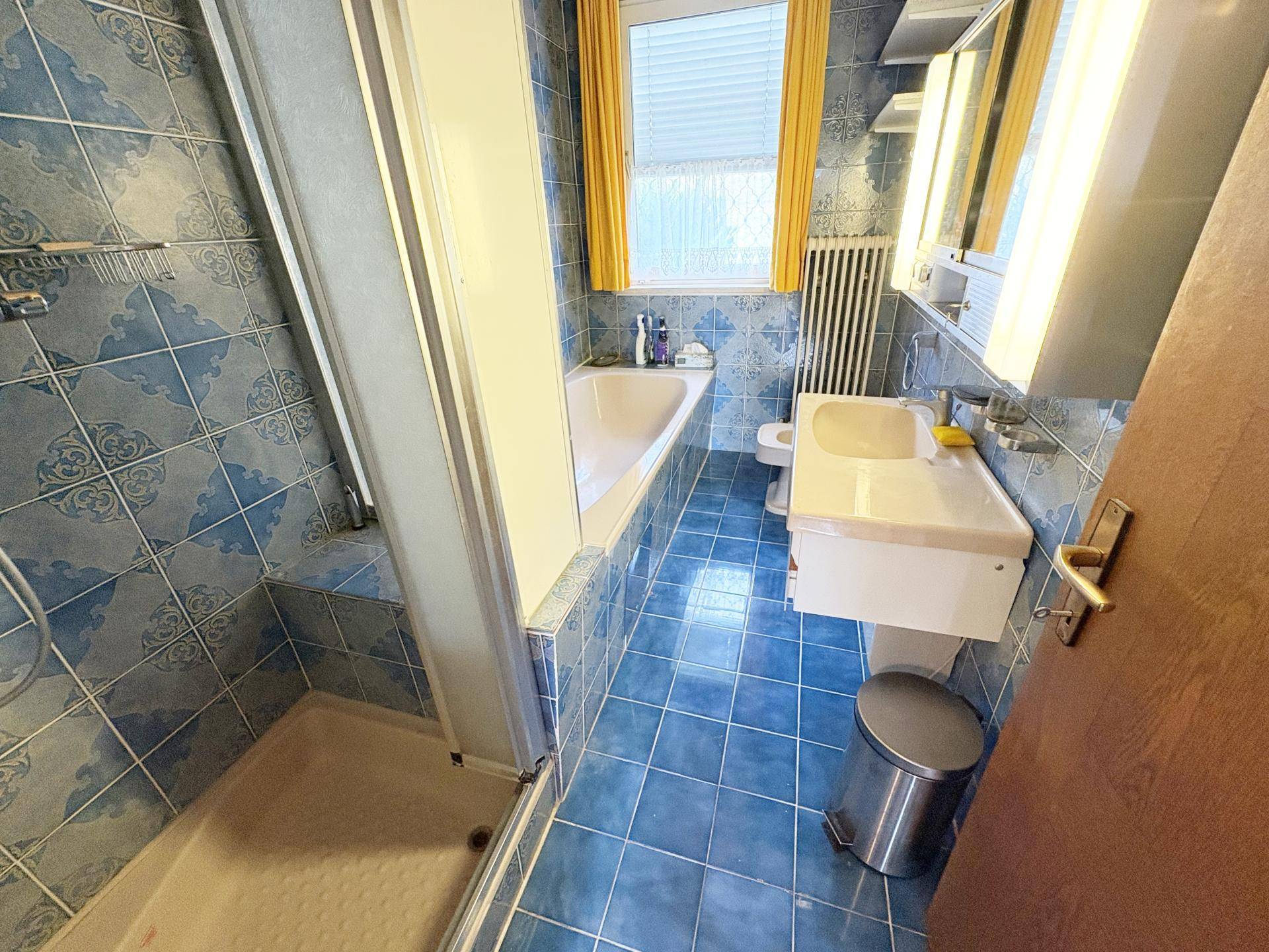 Badezimmer EG
