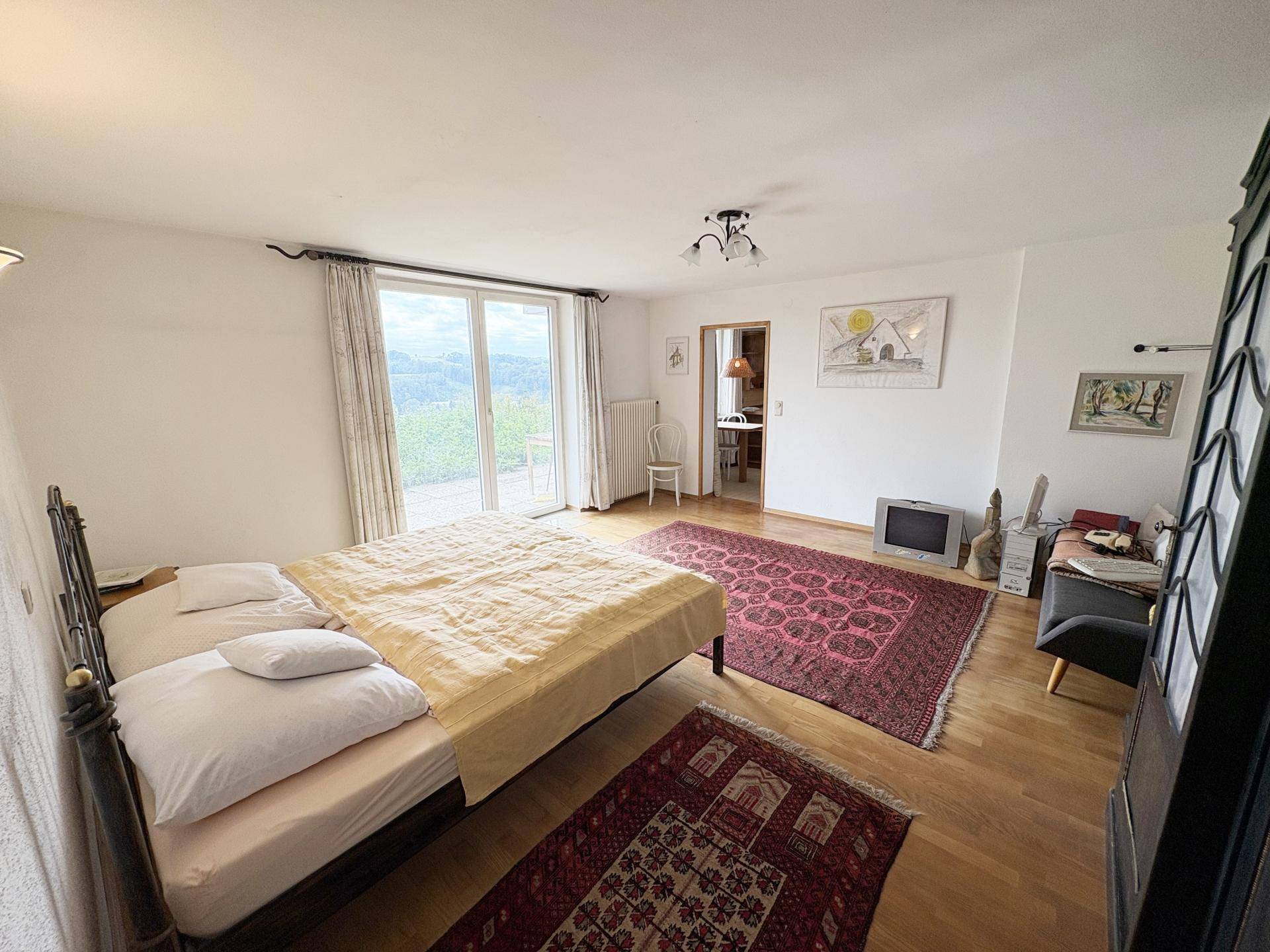 Schlafzimmer UG