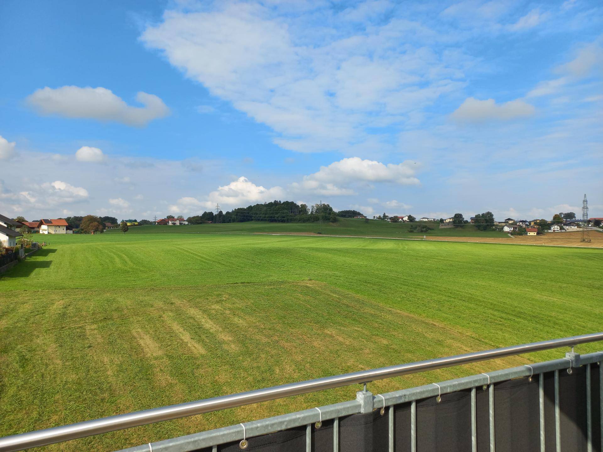 Ausblick von der Dachterrasse in den Westen