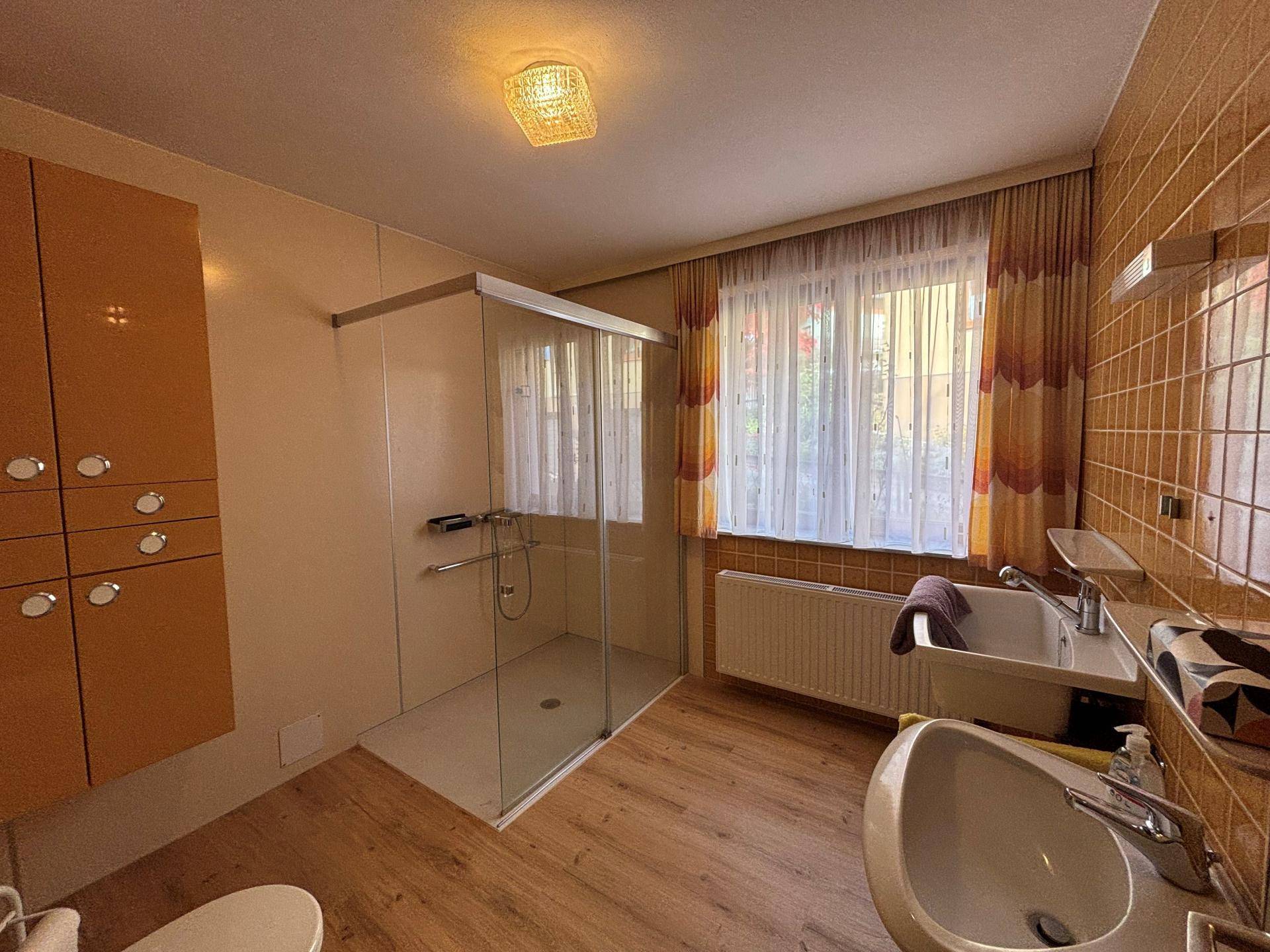 Badezimmer Erdgeschoss