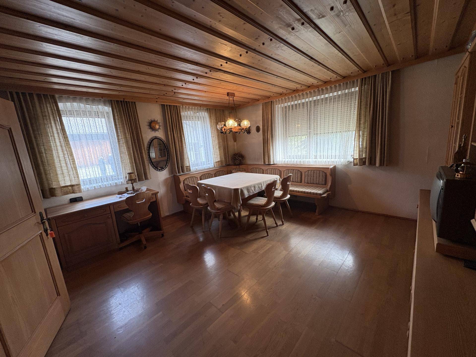 Vierseithof auf ca. 4.200m² Dorfgebietswidmung ohne Nutzgrund - Widok 4