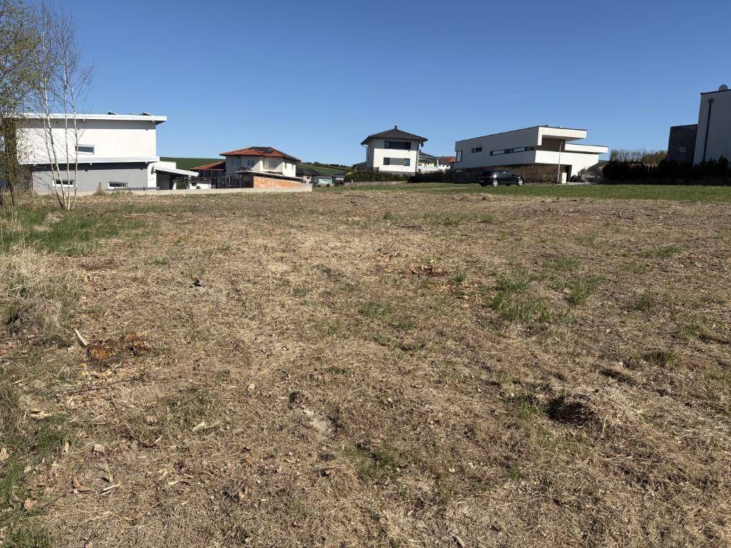 Sonniger Baugrund ohne Bauverpflichtung in ruhiger Siedlungslage - Ansicht 4