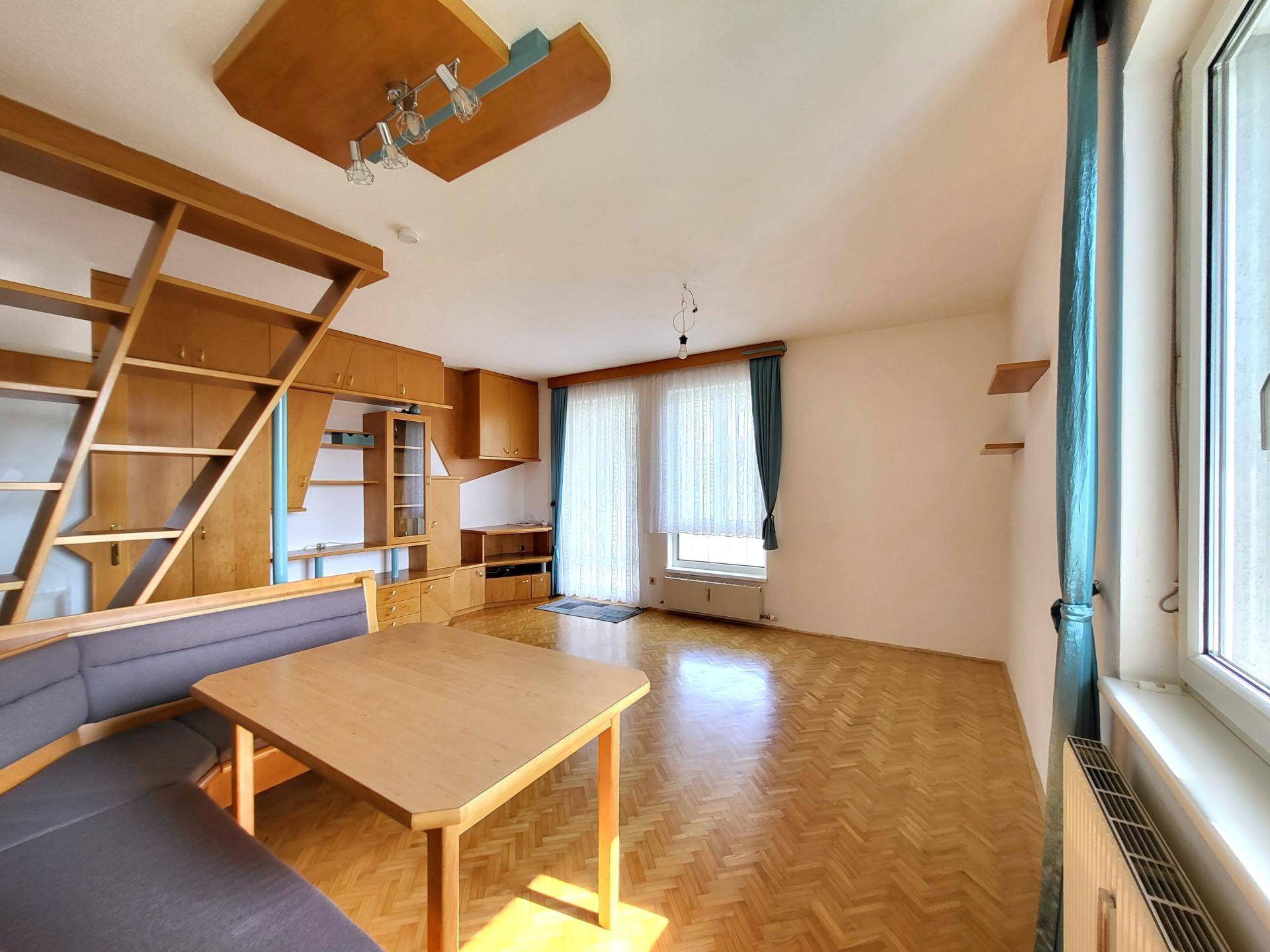 Vier-Raum-Wohnung mit Balkon zum Wohlfühlen in bester Lage! – pohled 4