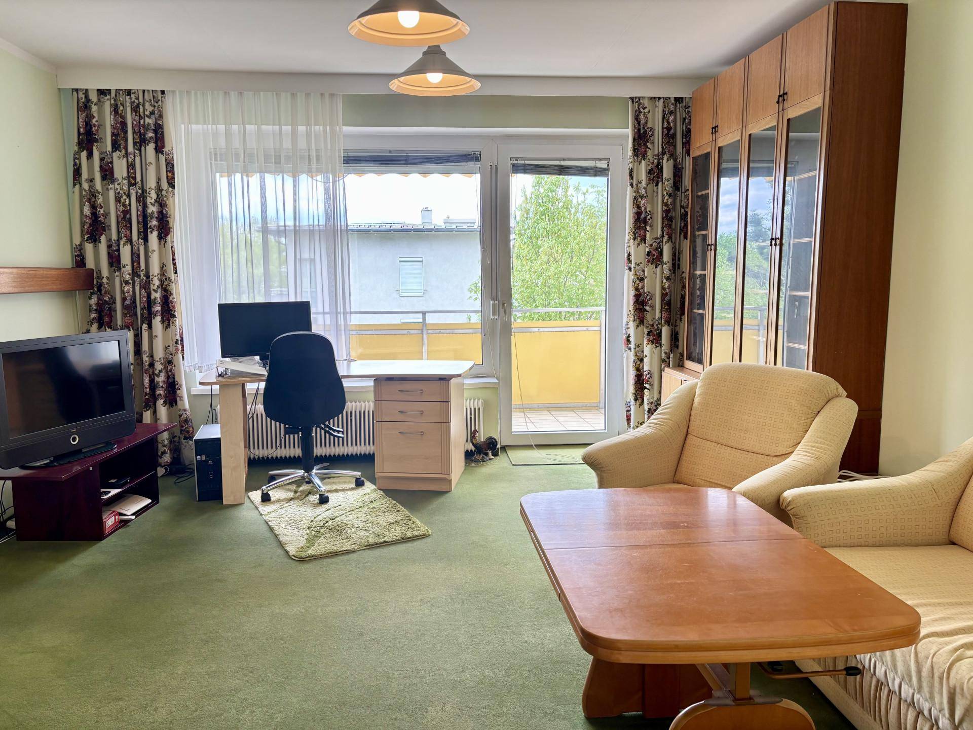 Großzügige Wohnung mit Loggia - Widok 6
