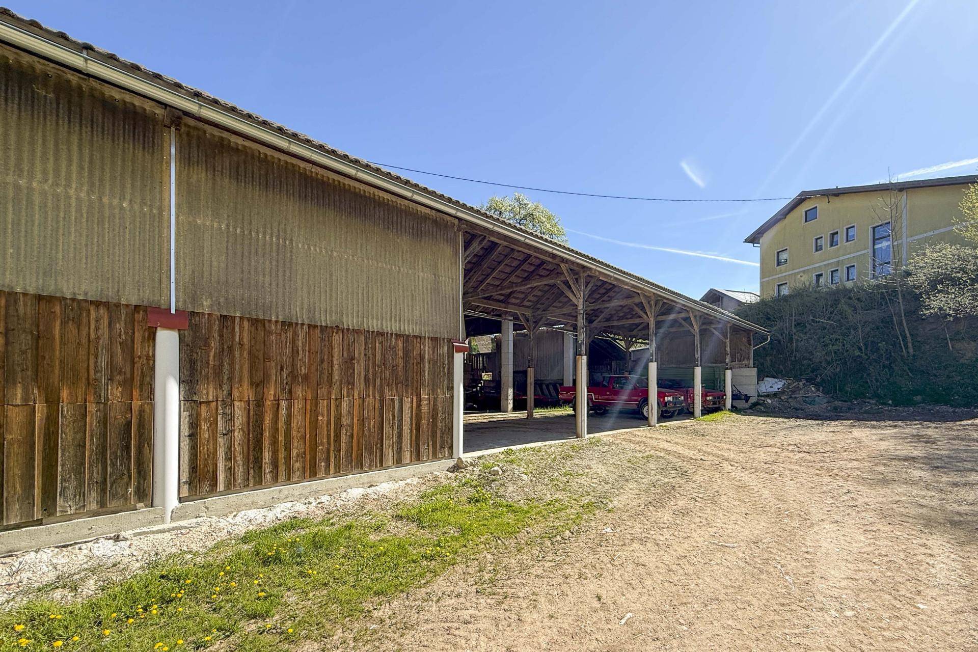 Bauland Dorfgebiet mit Bestand – 1.912 m² Potenzialfläche - Mehr
