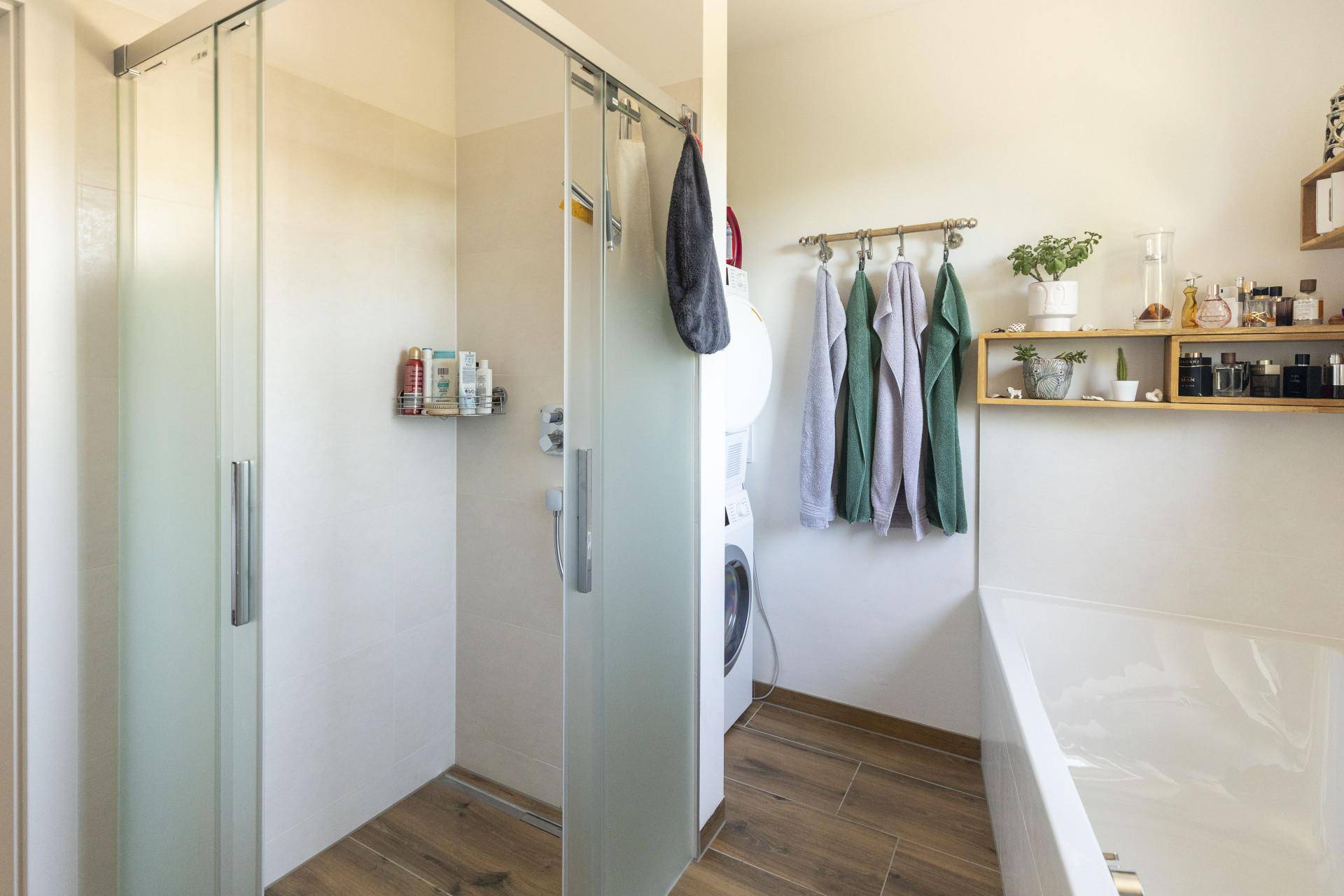 Hochwertige Penthousewohnung mit großer Wirkung – další