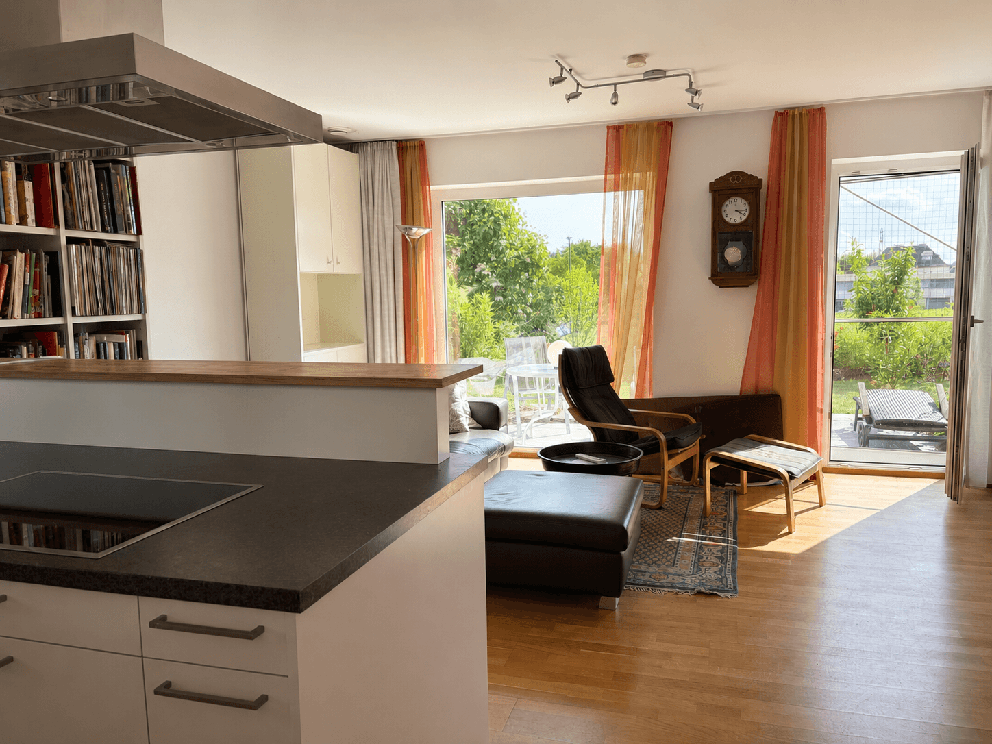 Wohnhaus mit Garten und Sauna im Herzen der Bezirkshauptstadt - Ansicht 2