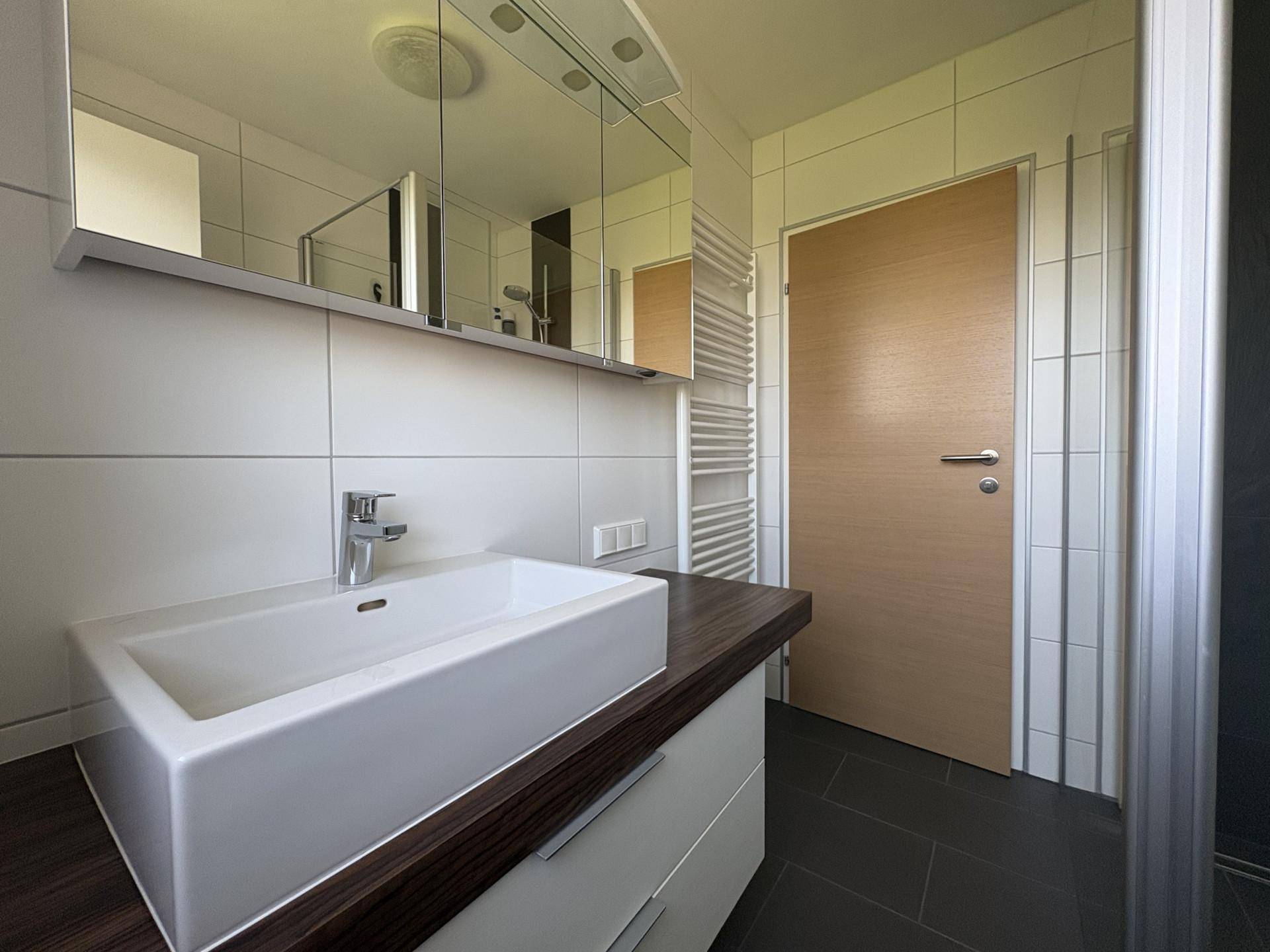 Modernisiertes Wohnhaus in begehrter Lage - ländlich &amp; stadtnah - Widok 6