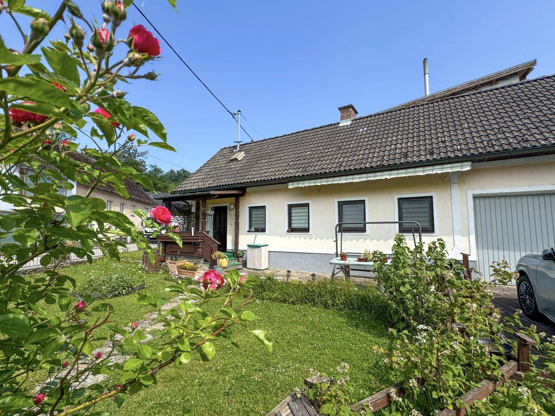 Zwei Häuser - drei Einheiten auf einem traumhaften, ebenen Grundstück mitten in Bad Mühllacken - Widok 3