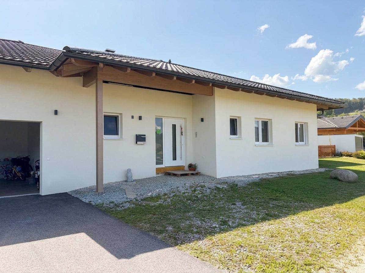 Außenansicht Eingang