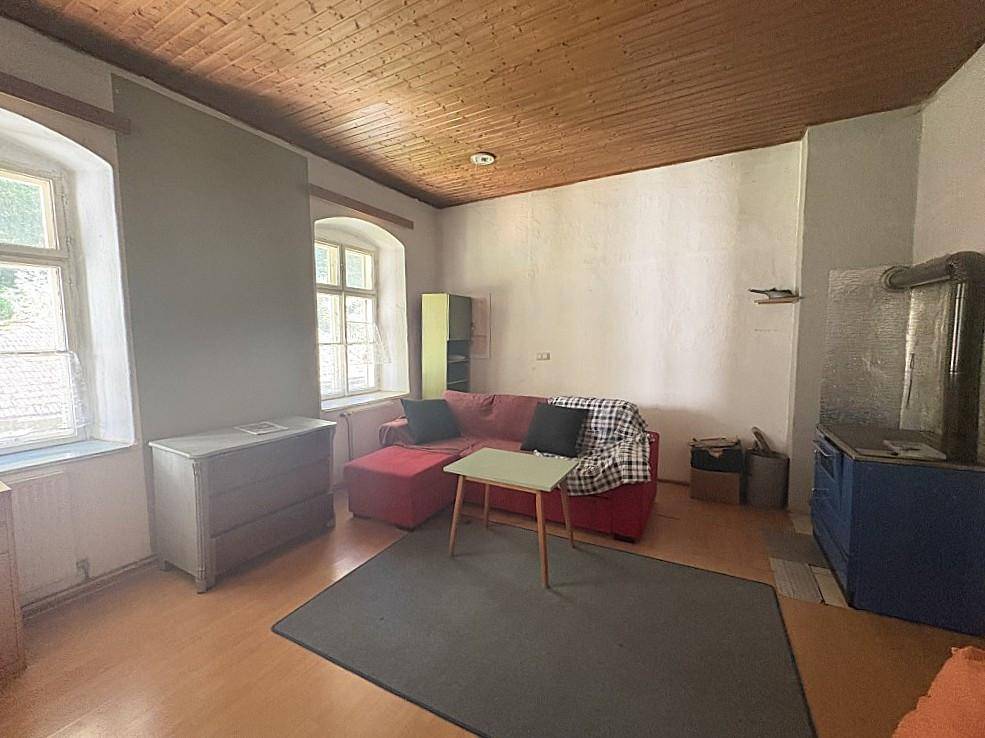 Whg. 3, Wohn- u. Schlafzimmer