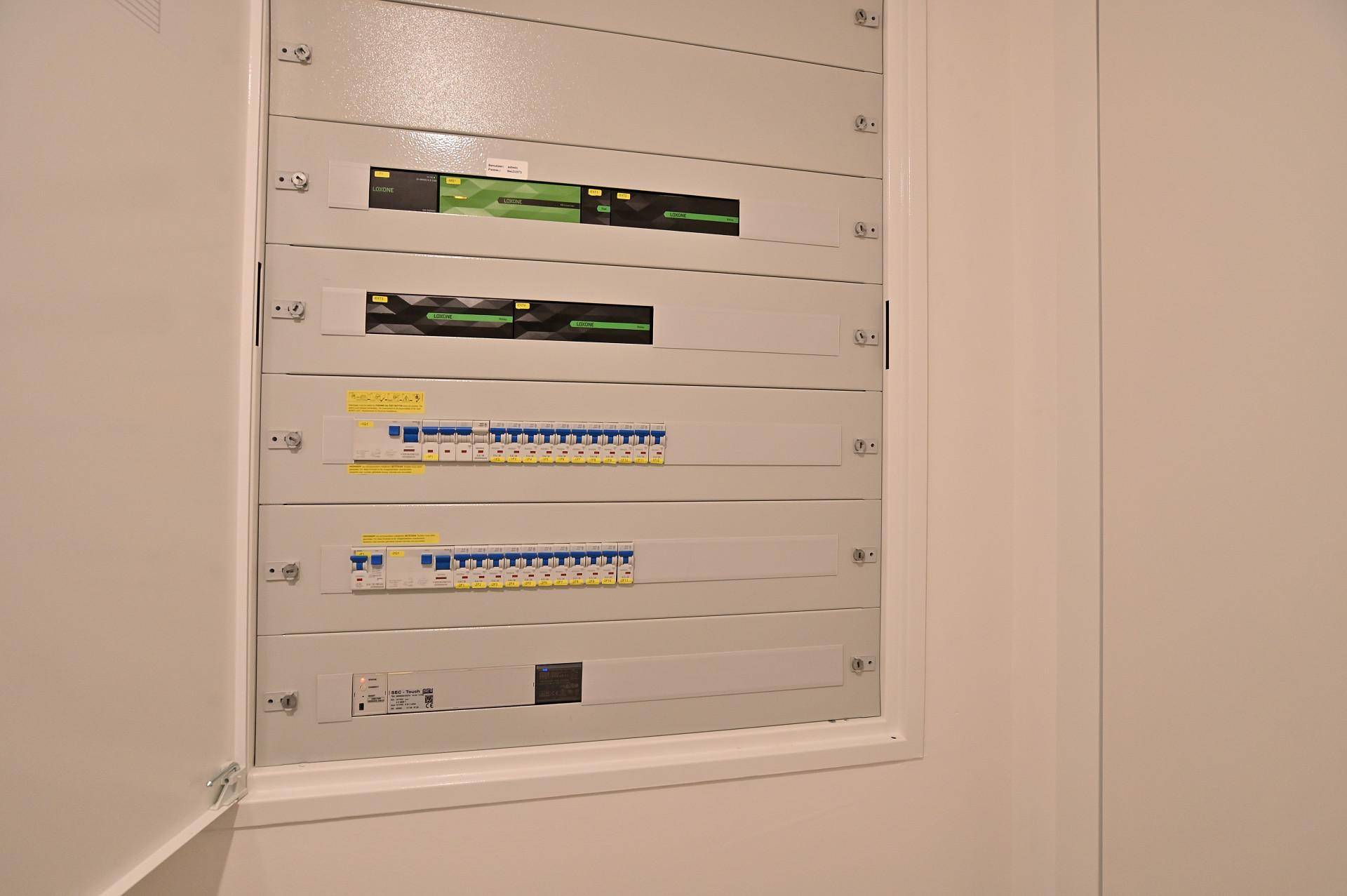 Smart Home by Loxone