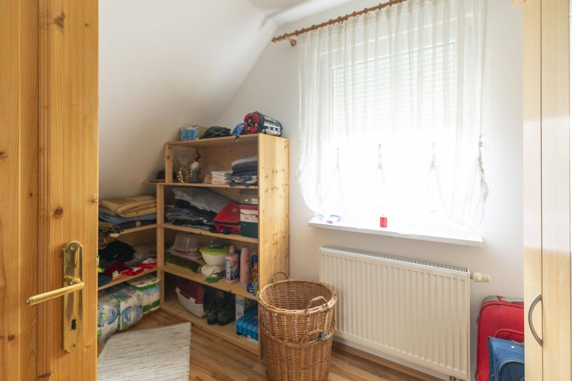 Abstellraum / Kleiderschrank