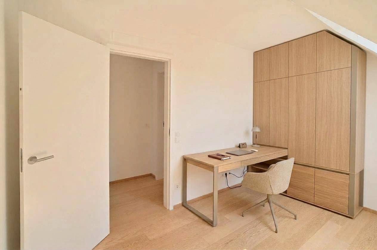 Schlafzimmer 2 Gegenblick (AI)
