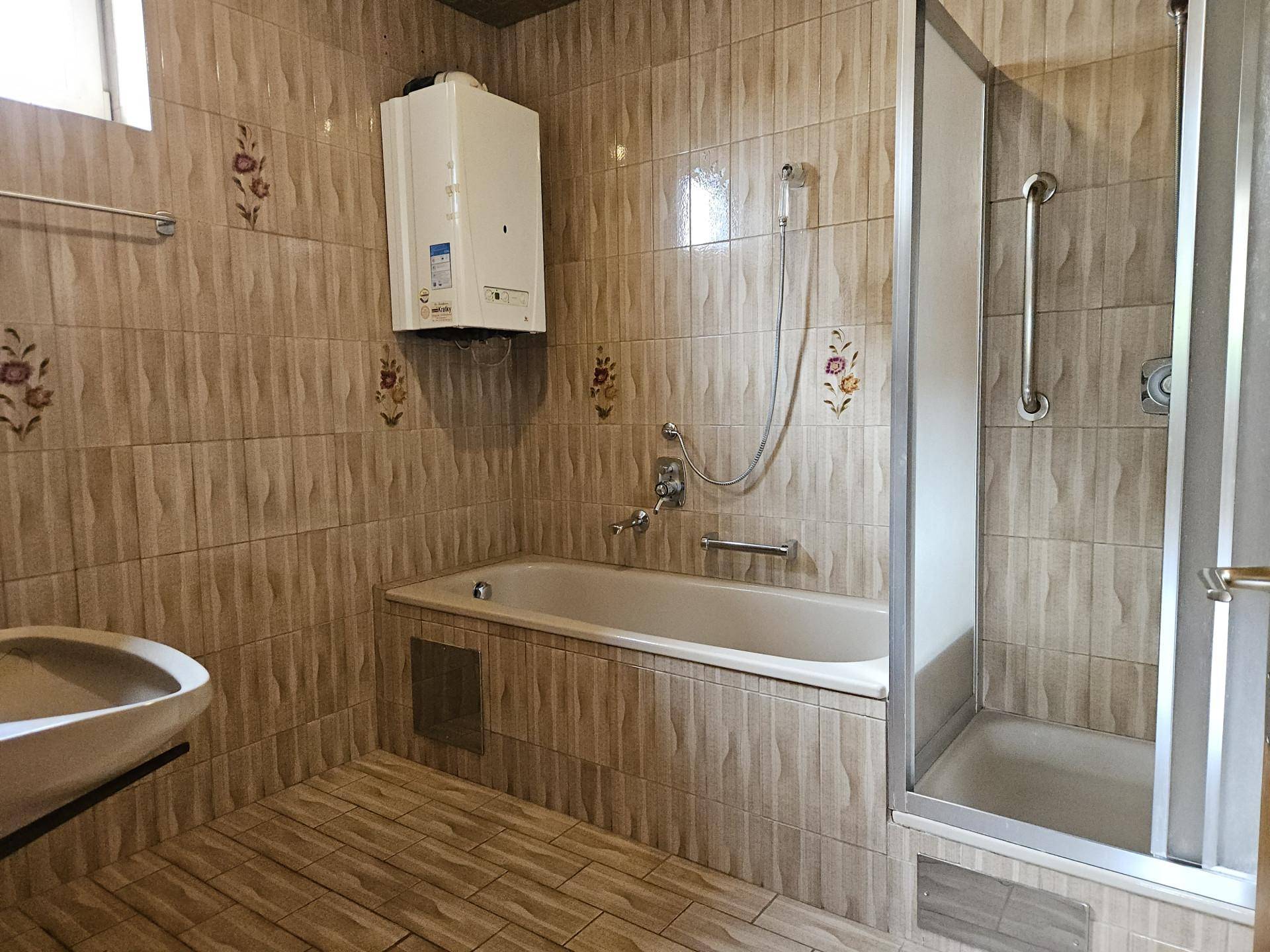 Badezimmer EG