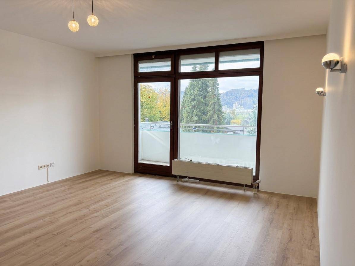 Wohnraum mit Loggia