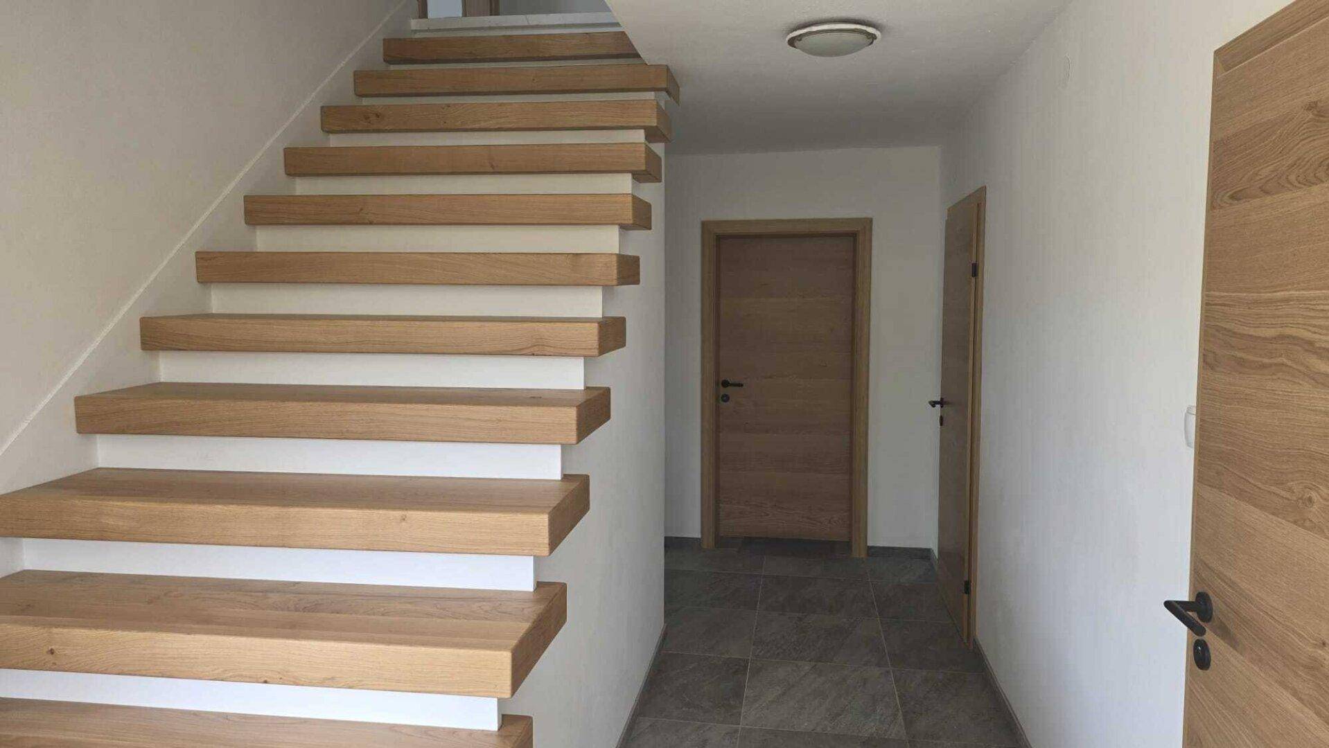 Wohnliegenschaft kernsaniert in äußert werbewirksamer Lage! - Ansicht 4