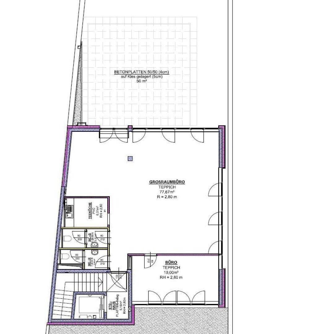 Detaillierter Grundriss mit Großraumbüro, Einzelbüro und Terrassenbereich.