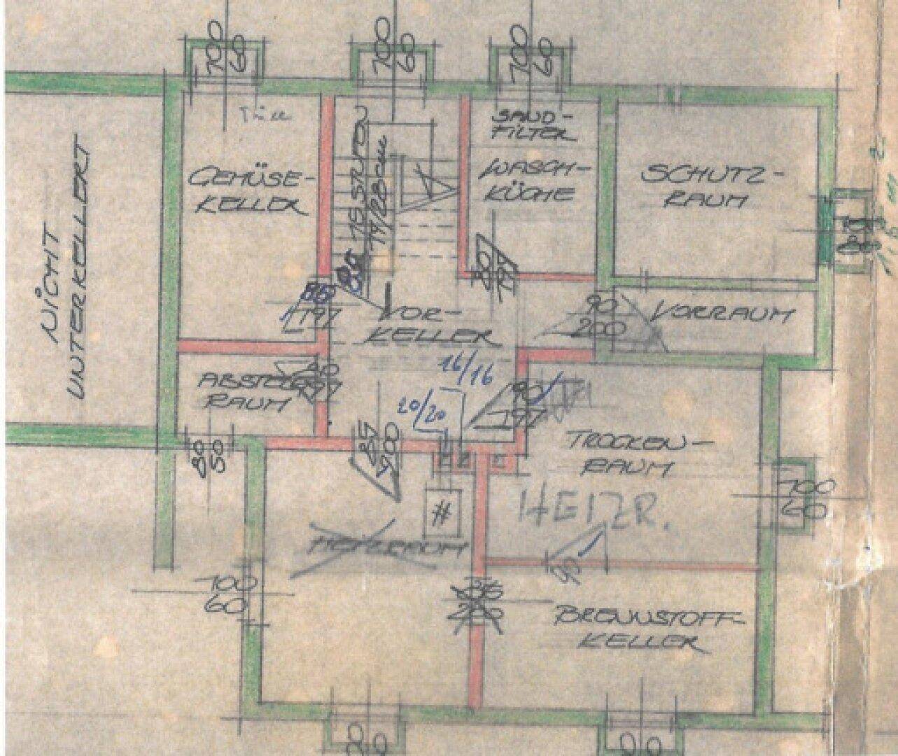 Grundriss des Kellergeschosses mit Waschküche, Schutzraum und verschiedenen Kellerräumen.