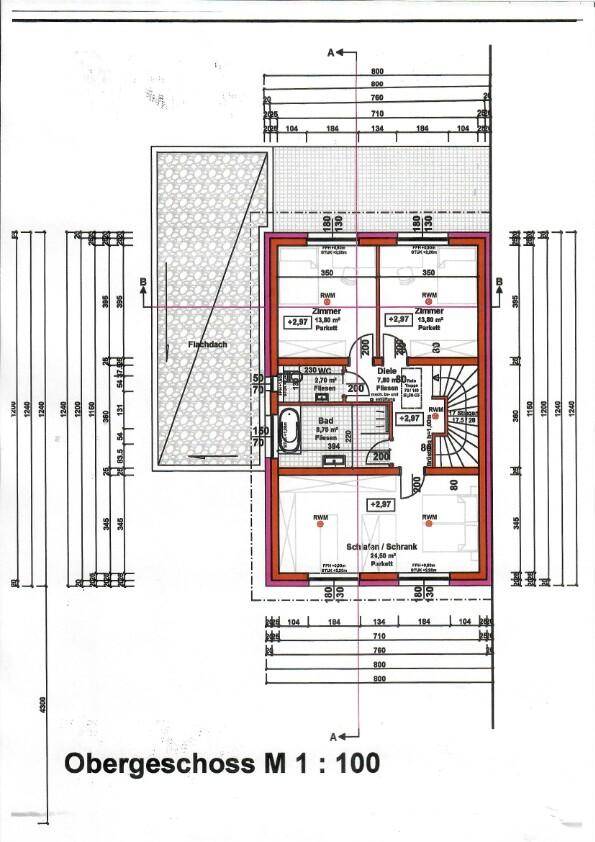 Grundriss des Obergeschosses mit Schlafzimmern, Bad und Treppenaufgang.