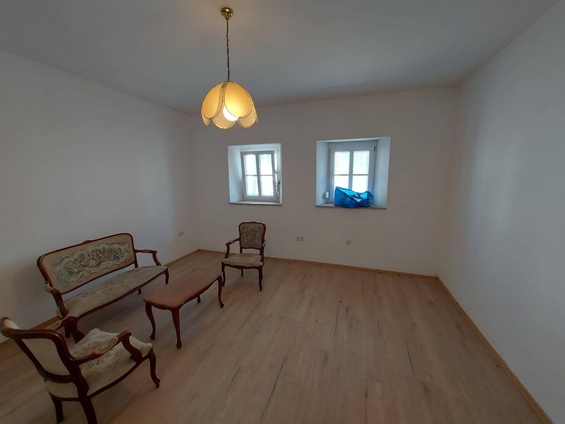 Zimmer Haus Rechts