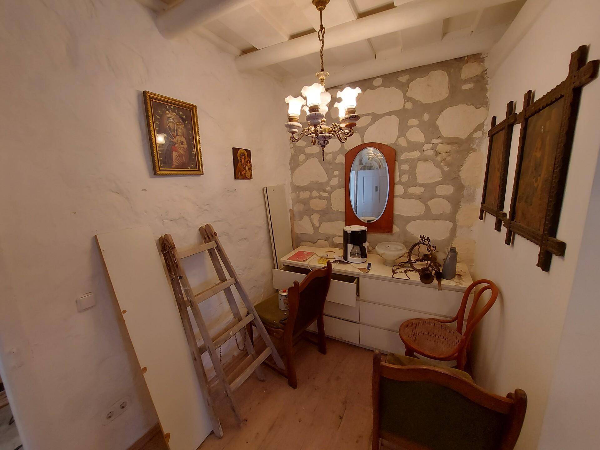 Zimmer Haus Links