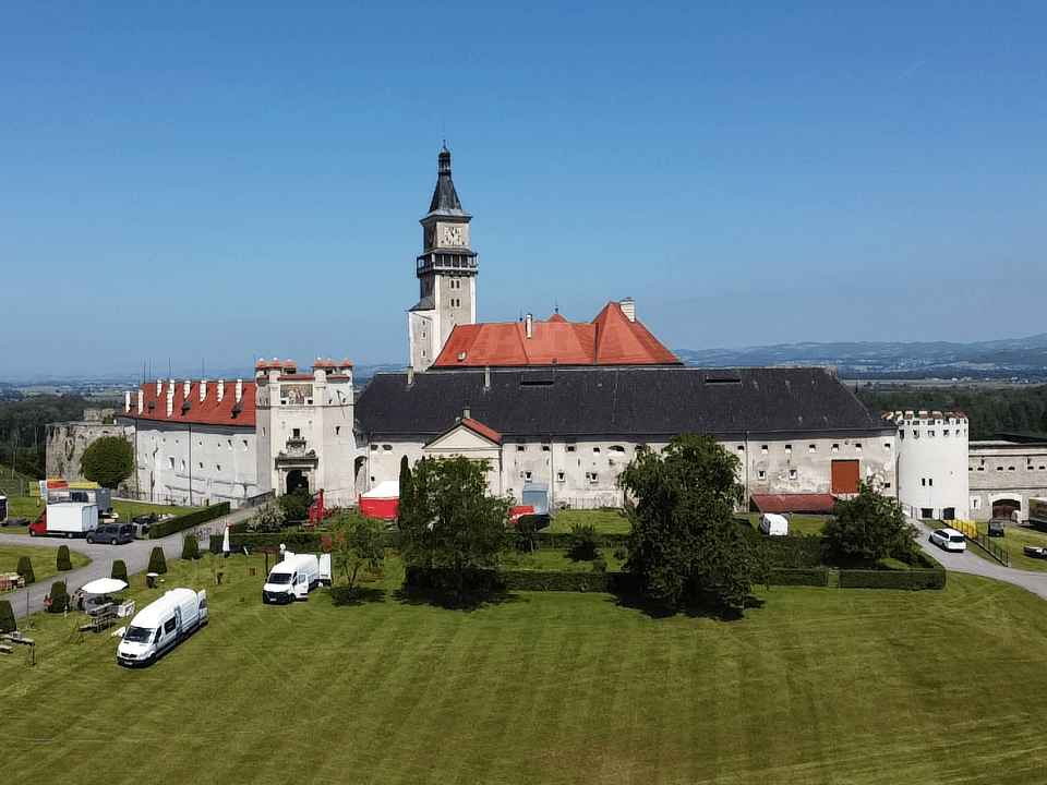 Blick auf Wallsee: Schloss