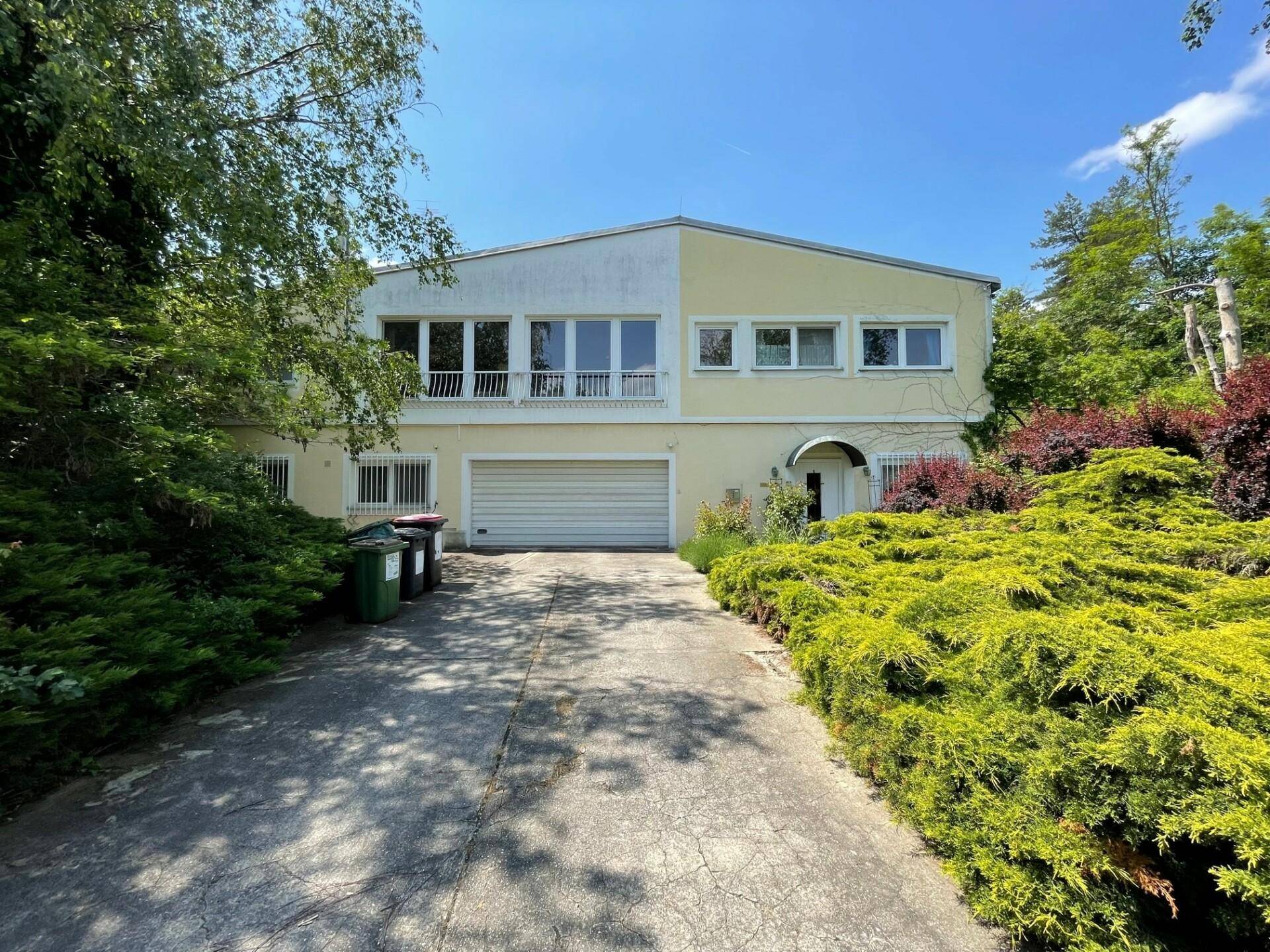Ansicht Einfahrt
