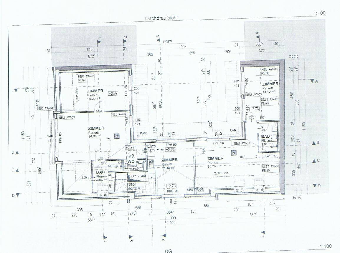 Grundriss des Obergeschosses mit mehreren Zimmern und Bädern.