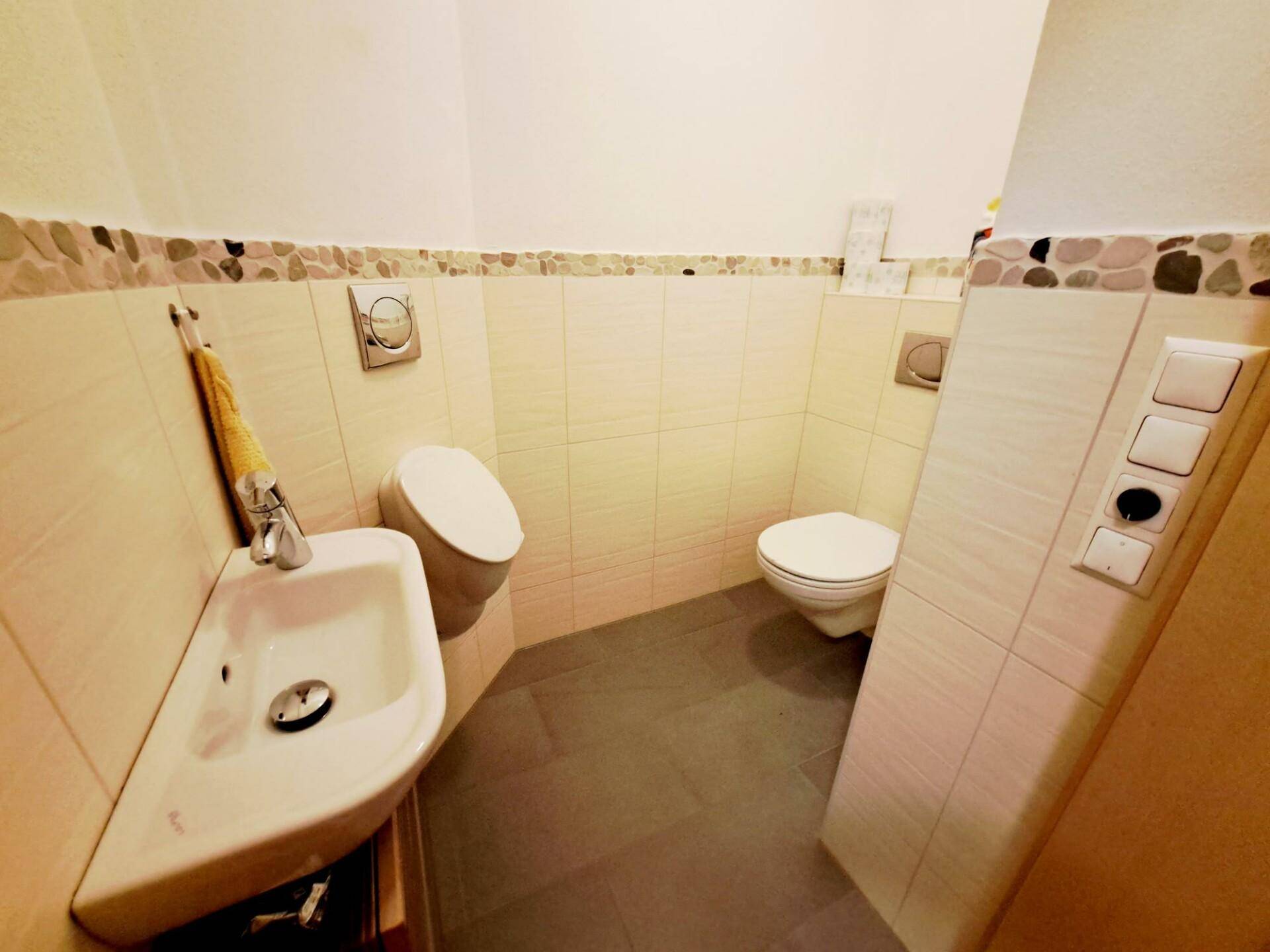 EG WC I