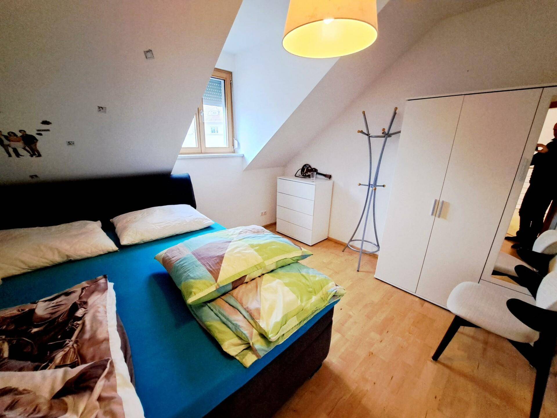 DG 1. Zimmer