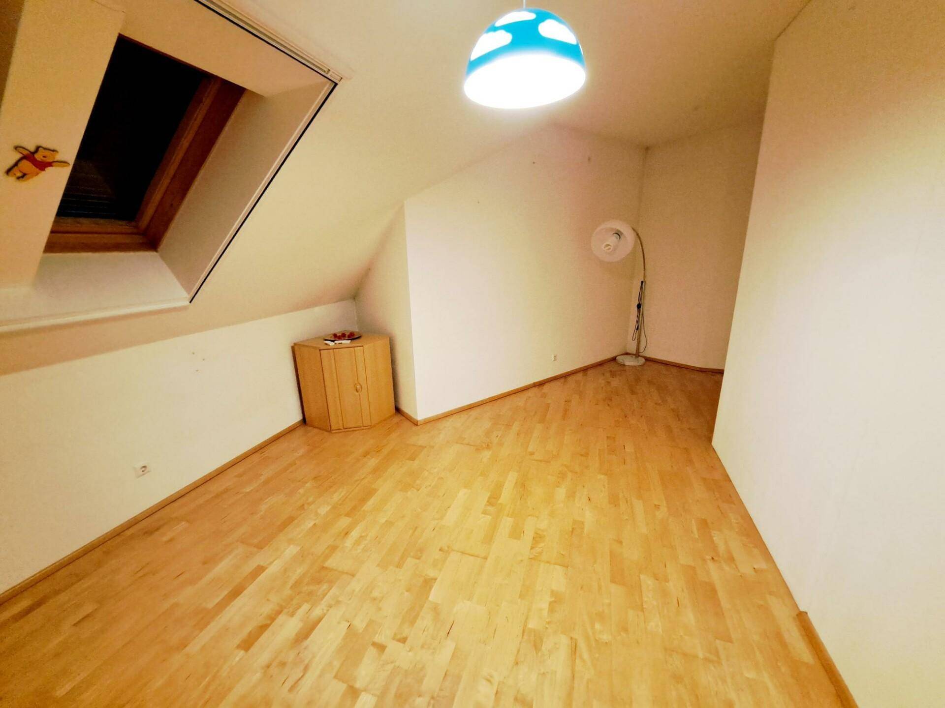 DG 3. Zimmer