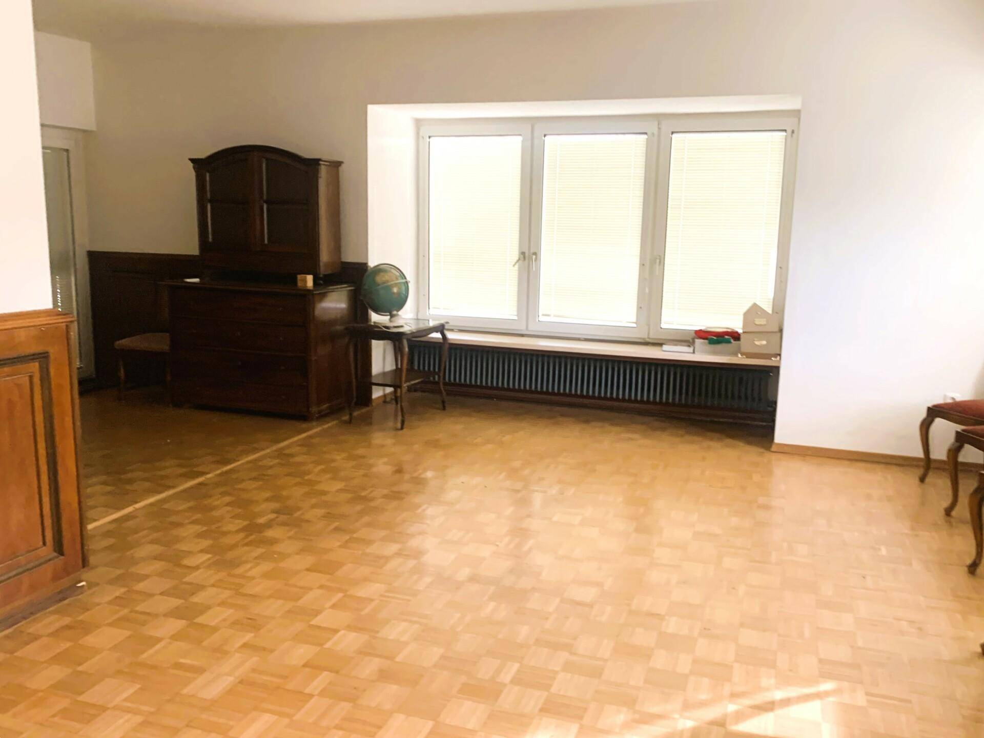 großes Wohnzimmer